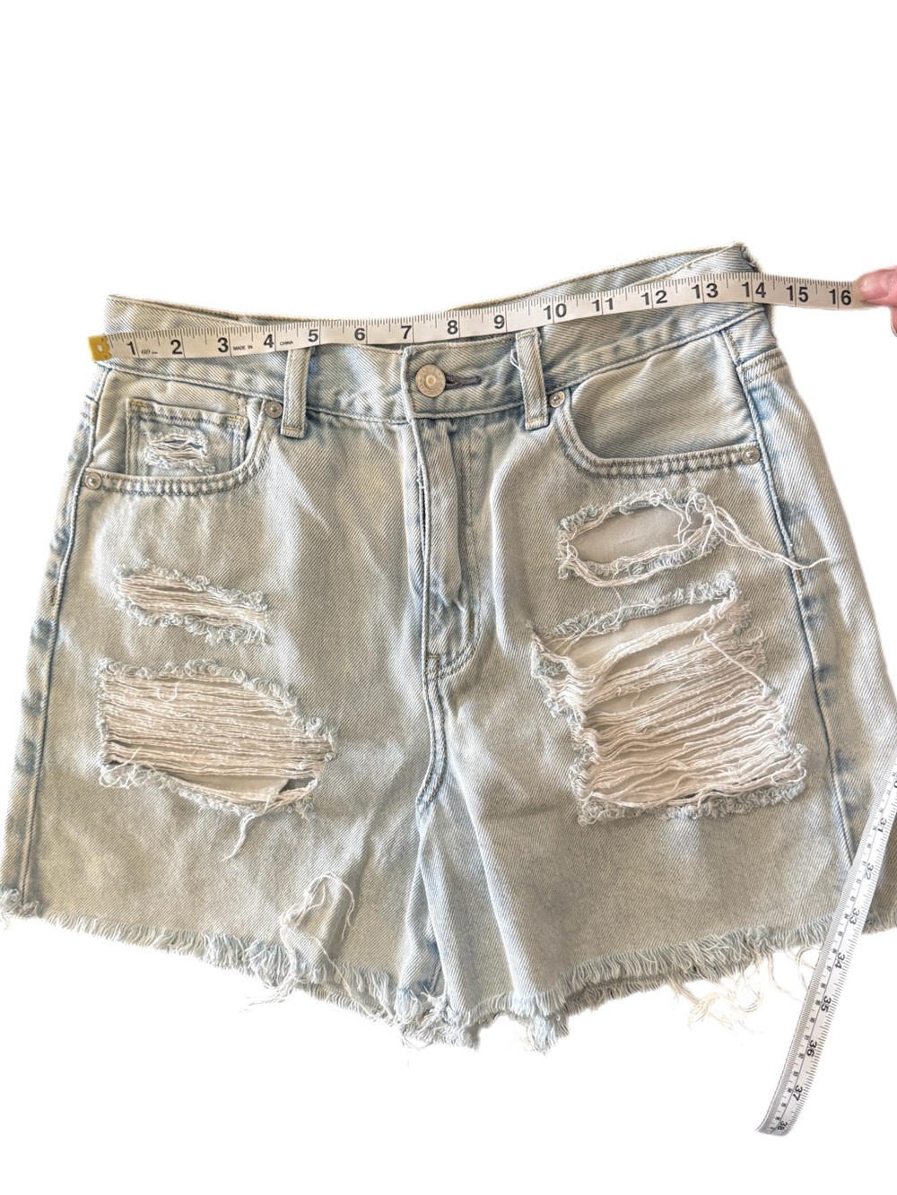 American Eagle Outfitters “Mom Shorts” Light Wash Distressed Denim Size 4 - Picture 7 of 11